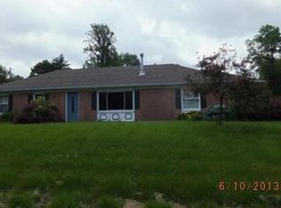 1634 N Belleview Dr, Bellbrook, OH 45305