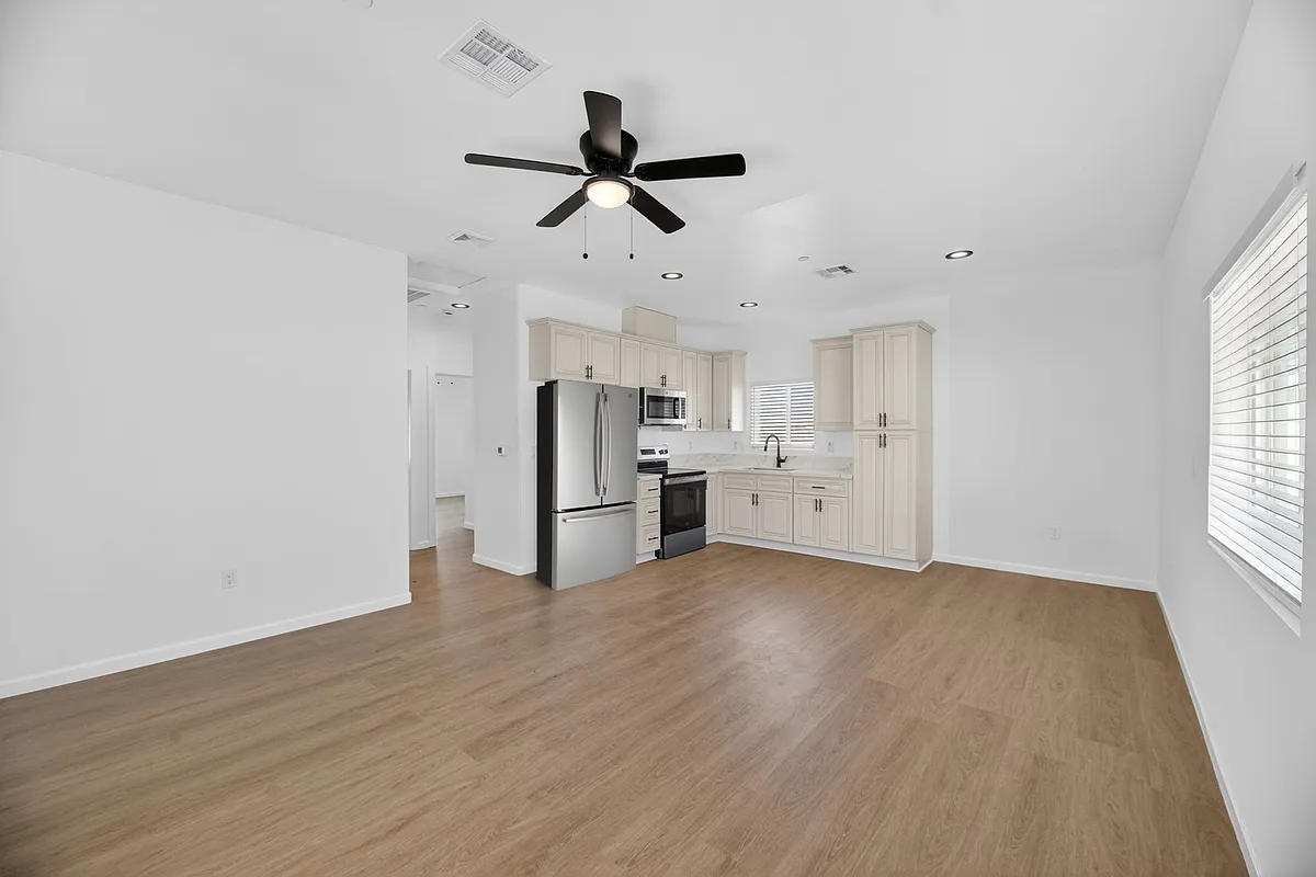 Building Photo - 237 Prospect St #B
