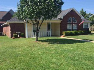 2606 Woodland Oaks Dr, Texarkana, AR 71854