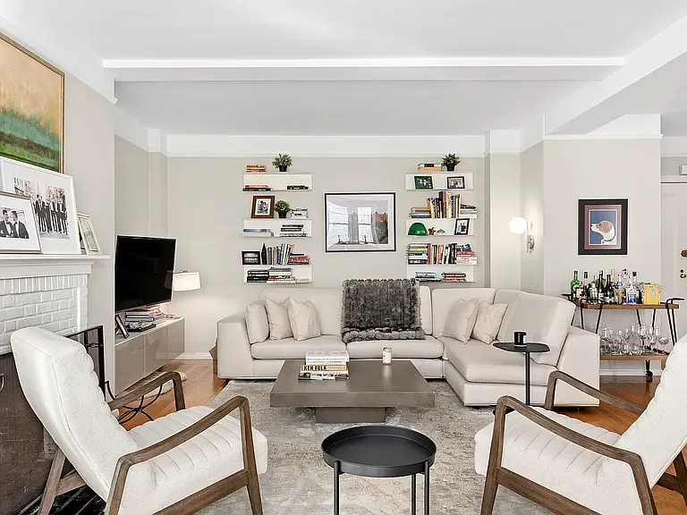 59 W 12th St #7D — Photo 3