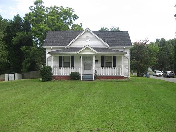 2nd image of 906 E Catawba St