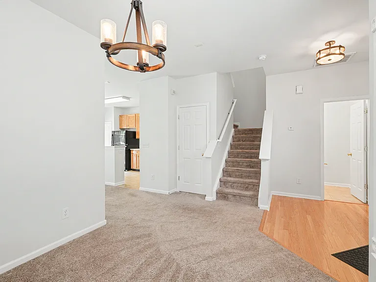 12411 Stratfield Place Cir — Photo 4