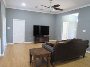 11826 Oregon Trl, Santa Fe, TX 77510