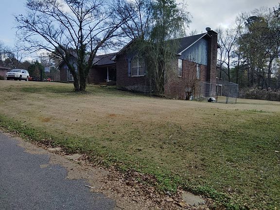 2nd image of 129 Laird Ave