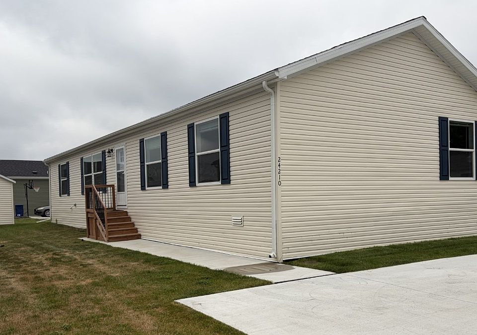 1st image of 24210 Norway Rd #210