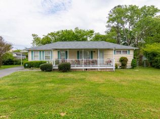 107 Gilbert Dr, Fort Oglethorpe, GA 30742