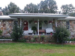 2089 Fairview Rd, Salem, AR 72576