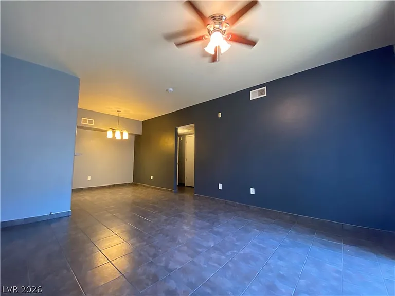 45 Maleena Mesa St #417 — Photo 5