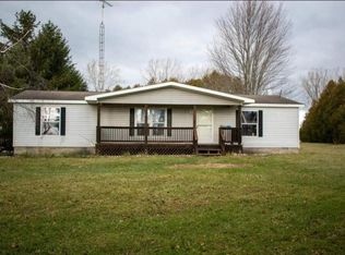 5011 Townsend Rd, Applegate, MI 48401