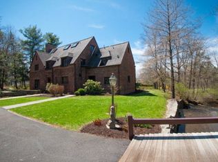 161 Highgate Rd, Ithaca, NY 14850