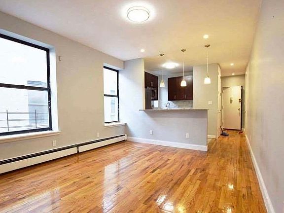 2nd image of 290 W 147th St #5CC