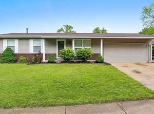 1933 San Lucas Ln, Fenton, MO 63026