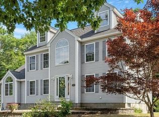 57 Compromise Ln, Sandown, NH 03873