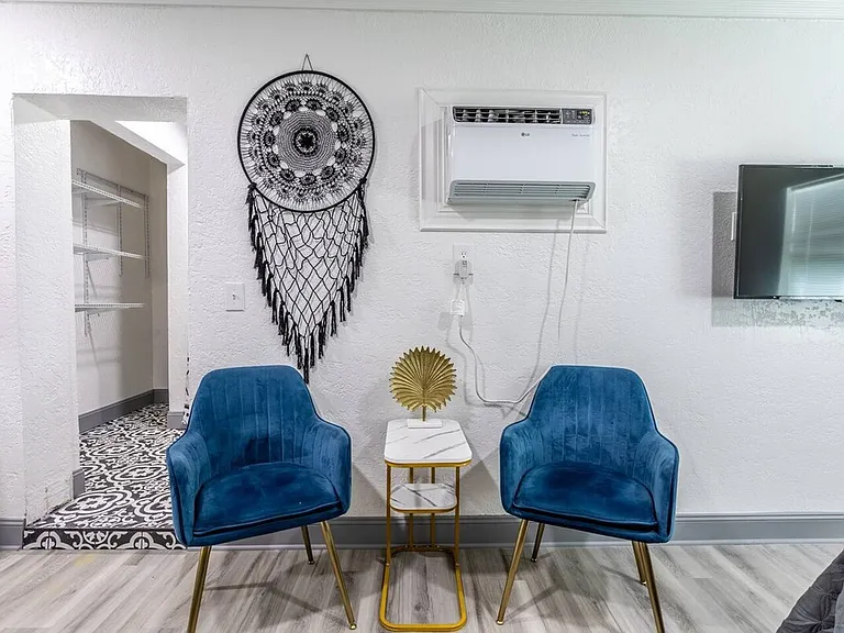 Reading Area