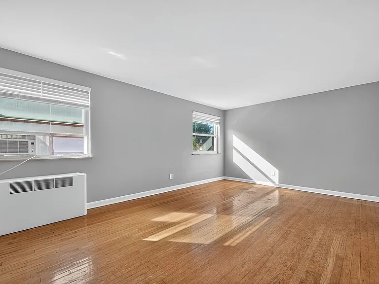 6402 Montgomery Rd #5 — Photo 9
