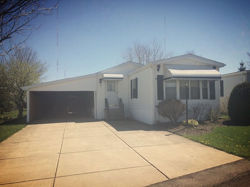 1st image of 26 N Eaglecrest Dr