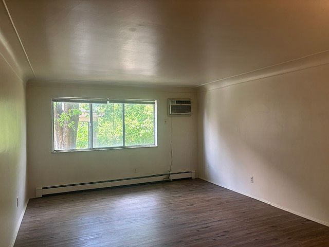 1st image of 22 E Ross Ave #10