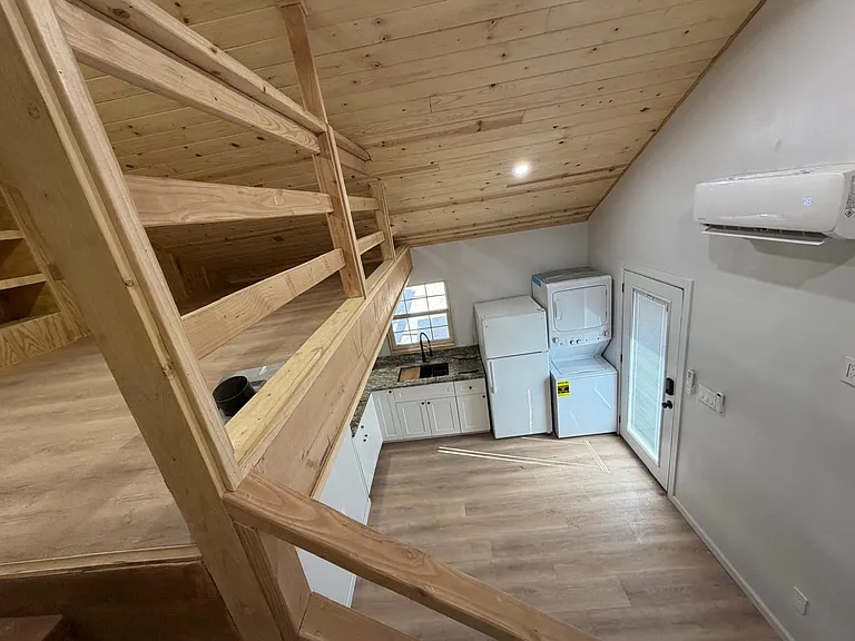 3300 Princeton Ave — Photo 10