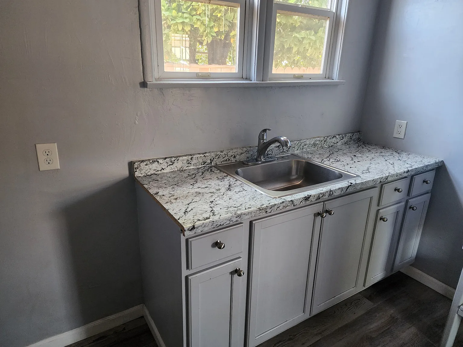 Studio, 500 sqft, $1,595 — Photo 2