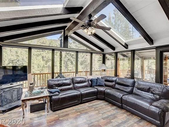 5th image of 352 Rainbow Canyon Blvd