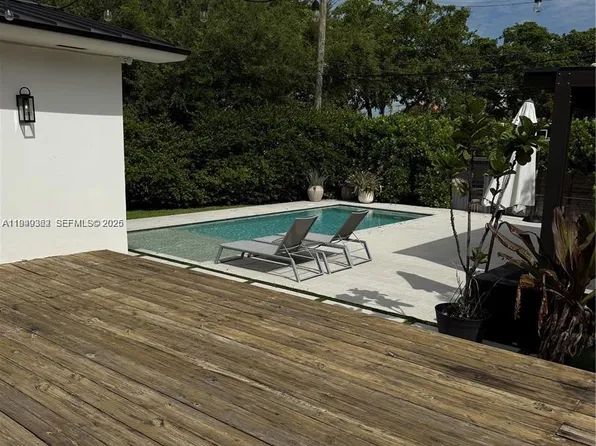 675 NE 93rd St, Miami Shores, FL 33138