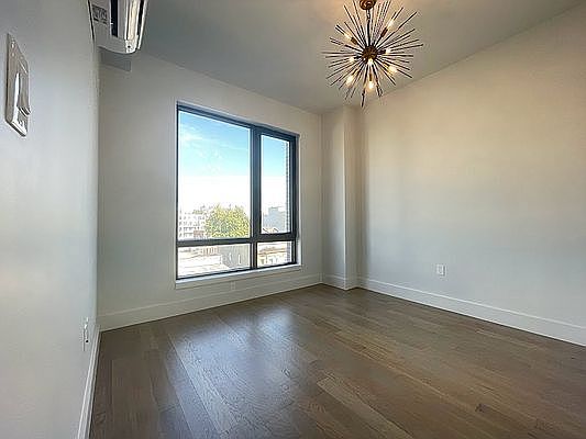 5th image of 2708 Snyder Ave #148