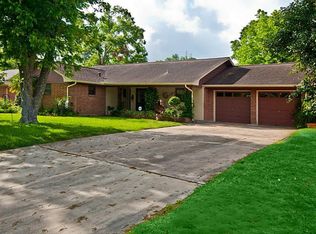 4717 Creekbend Dr, Houston, TX 77035
