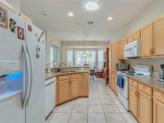 5th image of 16716 Rockwell Heights Ln