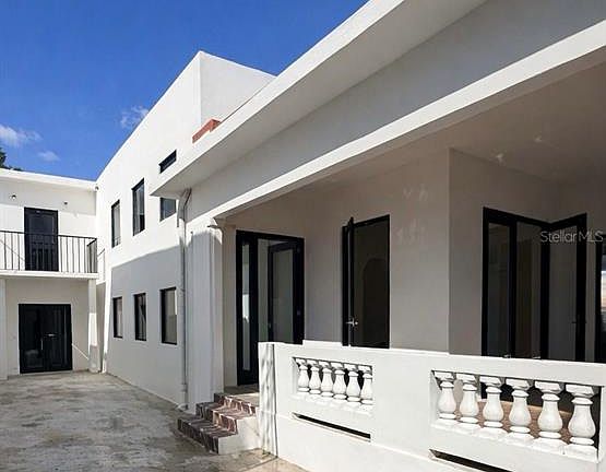 4th image of 462 Padre Rufo