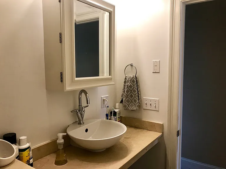 360-362 Dorchester St #3 — Photo 30