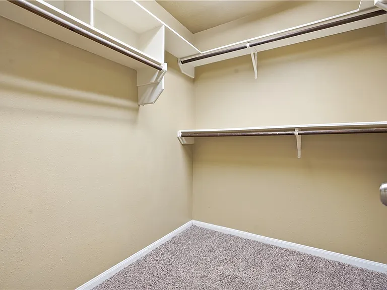 2443 Pintail Loop — Photo 16
