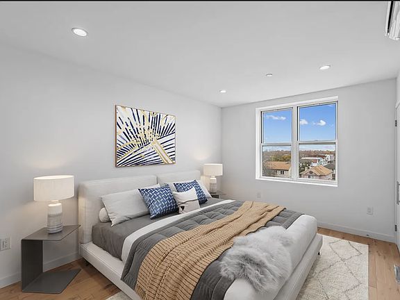 3rd image of 2481 Ocean Ave APT 6A