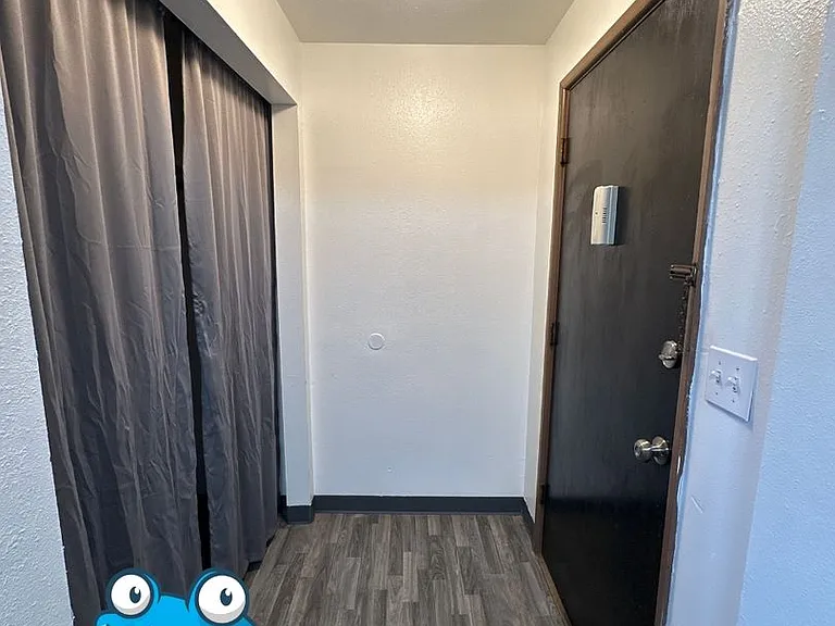 BK-909 Apartment — Photo 3