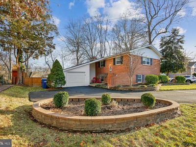 8443 Porter Ln, Alexandria, VA, 22308