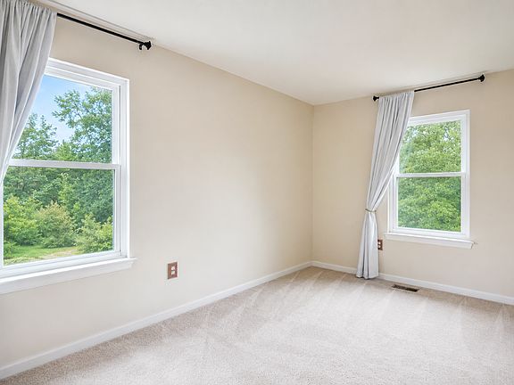 5th image of 22089 Saint Inigoes Ct