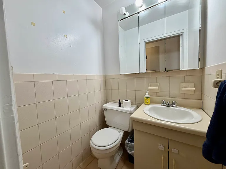 121 E 12th St #7-I — Photo 9