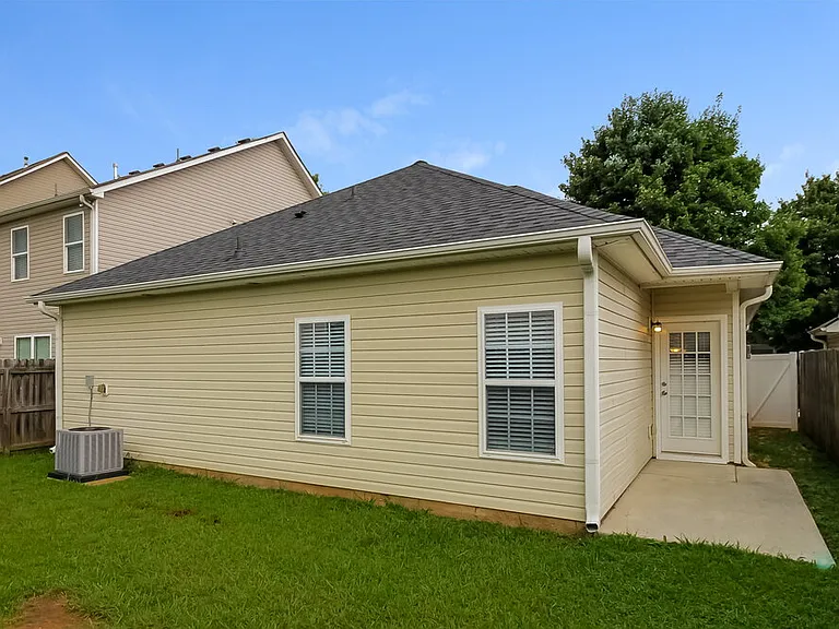 254 Highland Falls Blvd — Photo 16