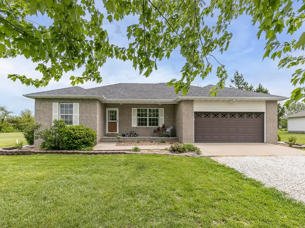 4076 S 97th Road, Bolivar, MO 65613