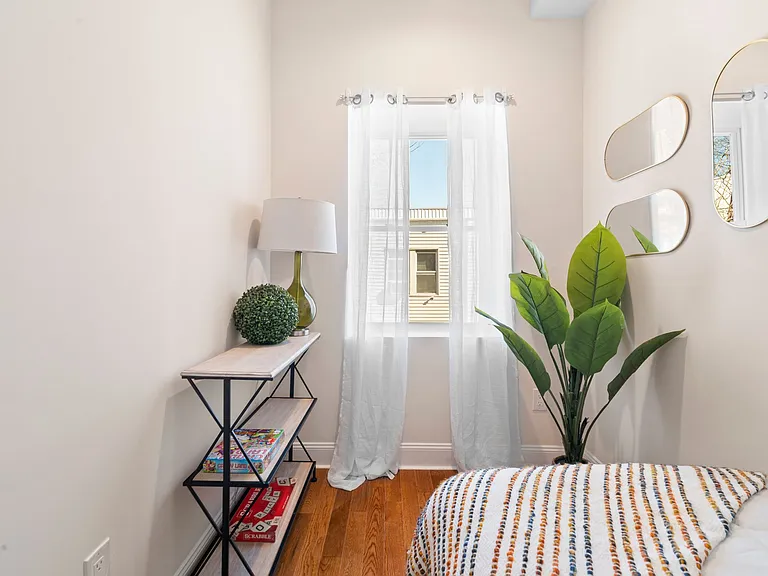 1017 S Bouvier St — Photo 19