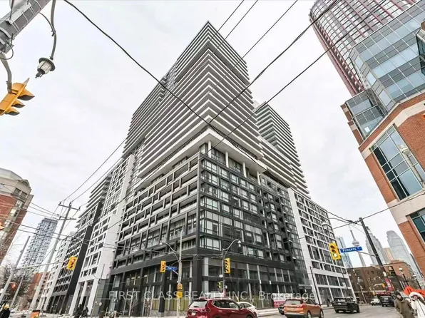 70 Princess St #Penthouse 3015, Toronto, ON M5A 0X6