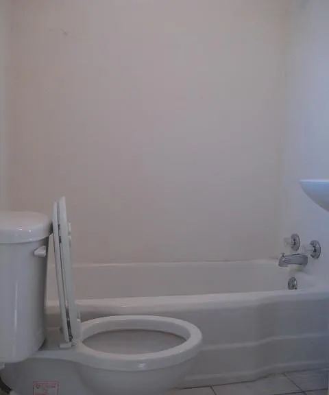 844 10th Ave N #4 — Photo 15