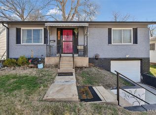 3548 Adie Rd, Saint Ann, MO