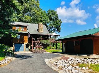 1300 Bellgrade Ave, Loogootee, IN