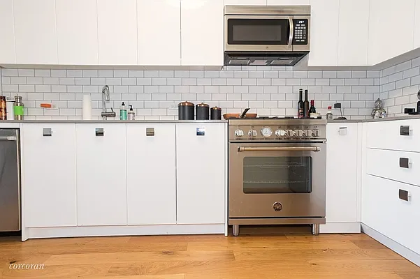 Rented by Corcoran | media 31