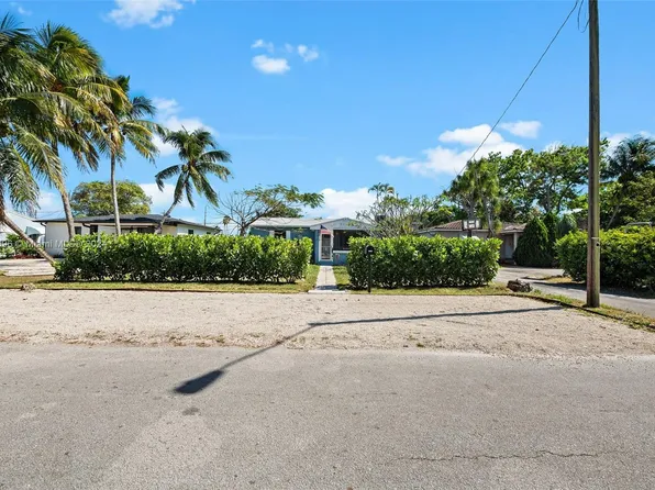 2122 Wilson St, Hollywood, FL 33020