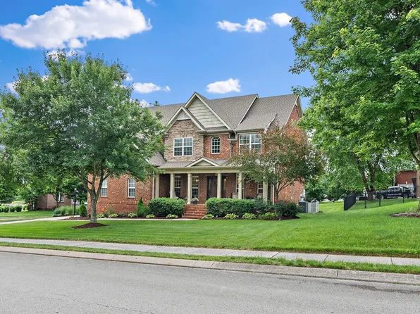 1011 Glessner Dr, Spring Hill, TN 37174