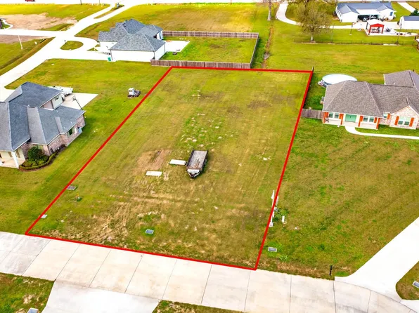 334 Bouverans Cir, Lockport, LA 70374