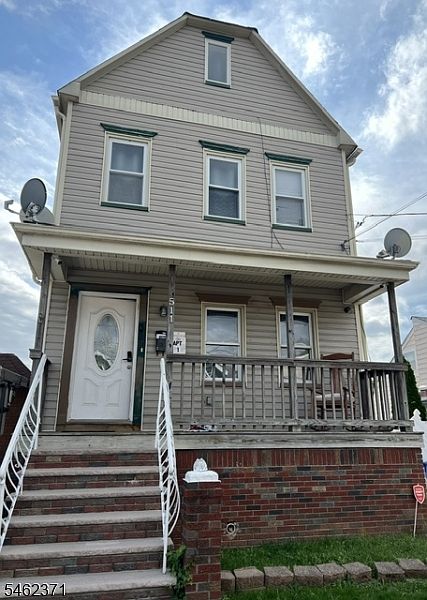 1st image of 511 Harrison Pl