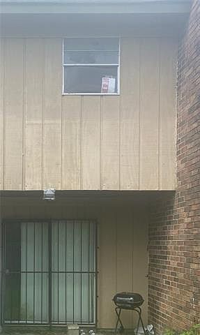 1st image of 7819 Sun St