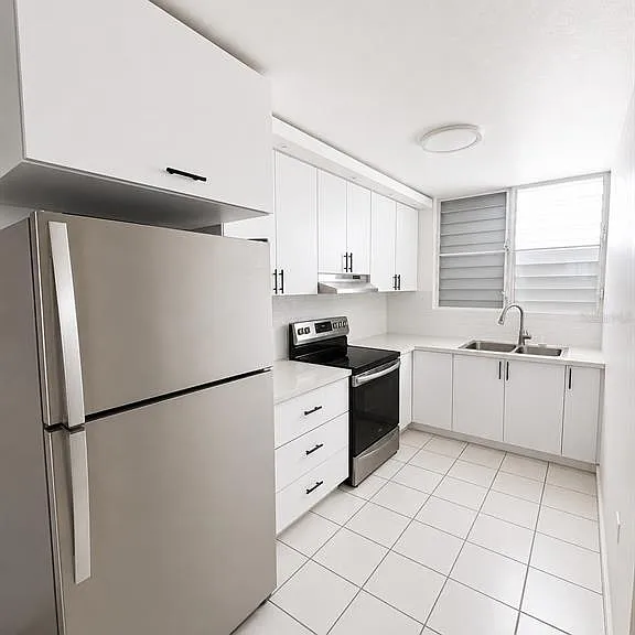 709 Cond Paseo Vista Mar Edif #7 — Photo 4